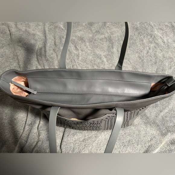 Stella & Dot Hudson bag - Picture 3 of 8